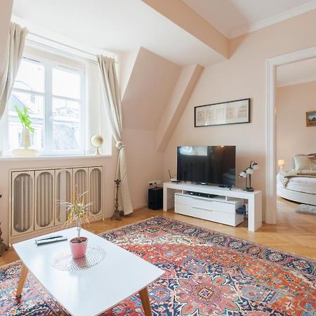 Opera & Basilica 2 Bedrooms With Balcony Budapest Exterior photo