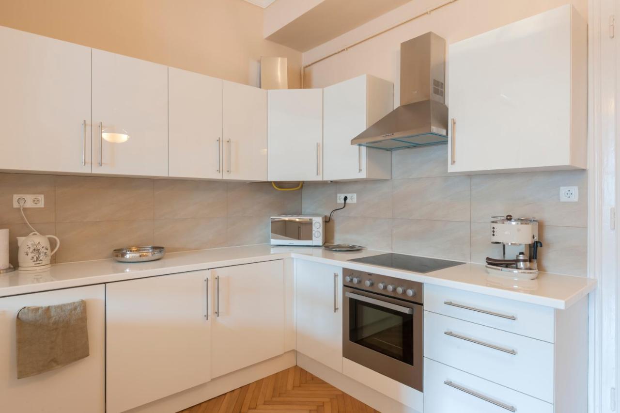 Opera & Basilica 2 Bedrooms With Balcony Budapest Exterior photo